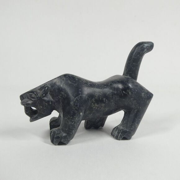 Mountain Lion Jaguar Figurine Hand Carved Black Stone Zuni? - Picture 1 of 8